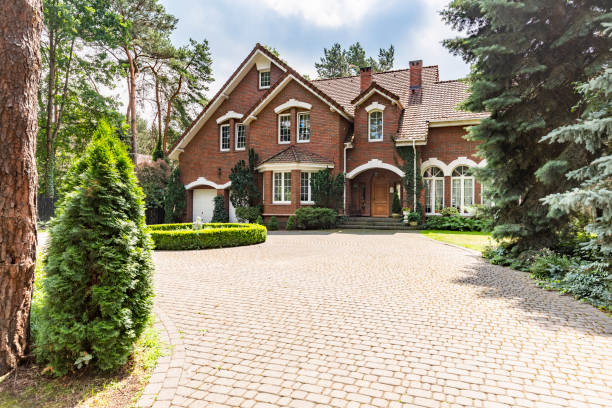 Best Affordable Driveway Pavers  in Lake Hamilton, FL